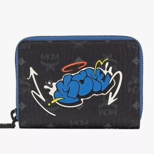 NWT MCM Graffiti Wallet